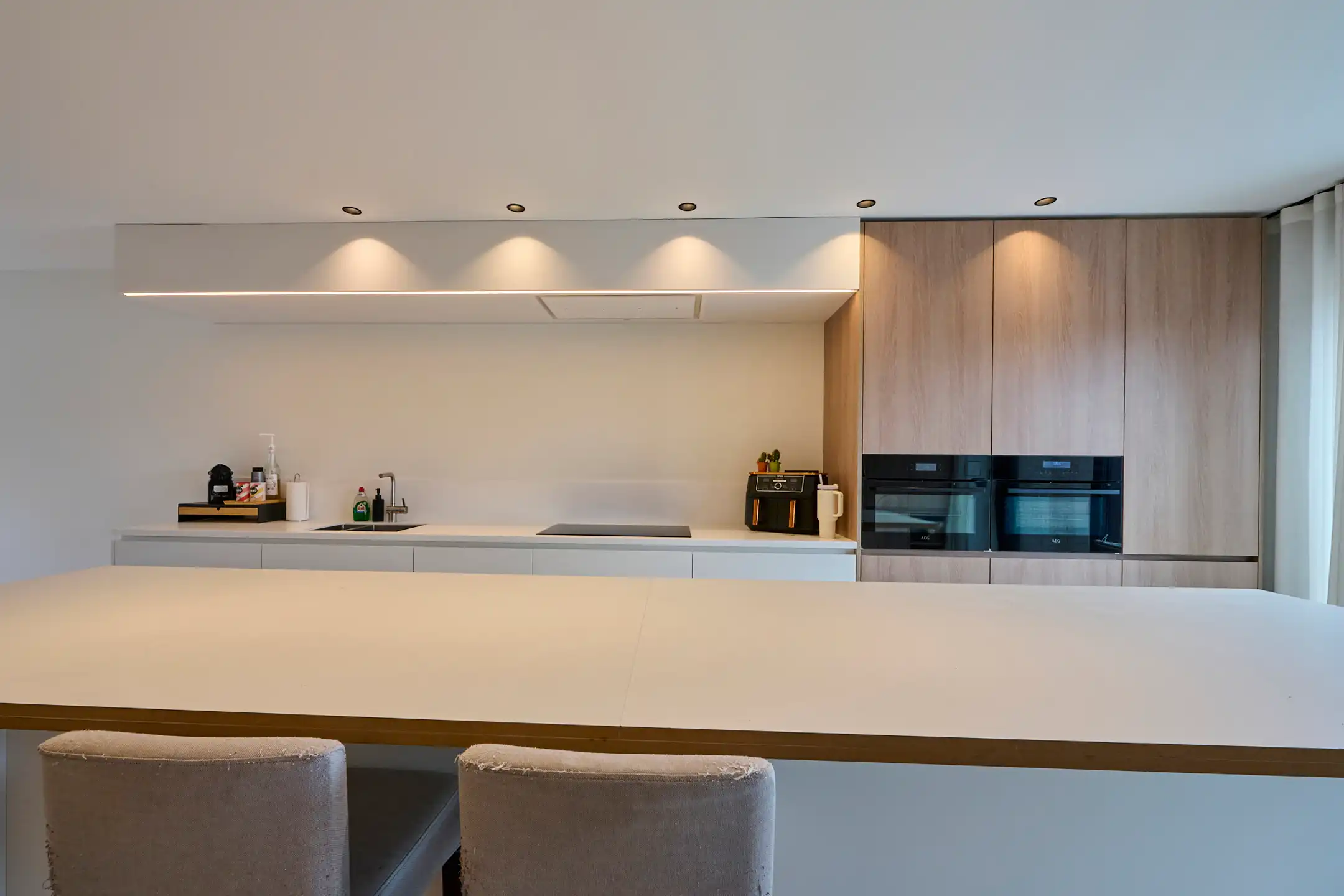 ZEER RUIM MODERN EN LICHTRIJK TRIPLEX APPARTEMENT VAN 160m² foto 5