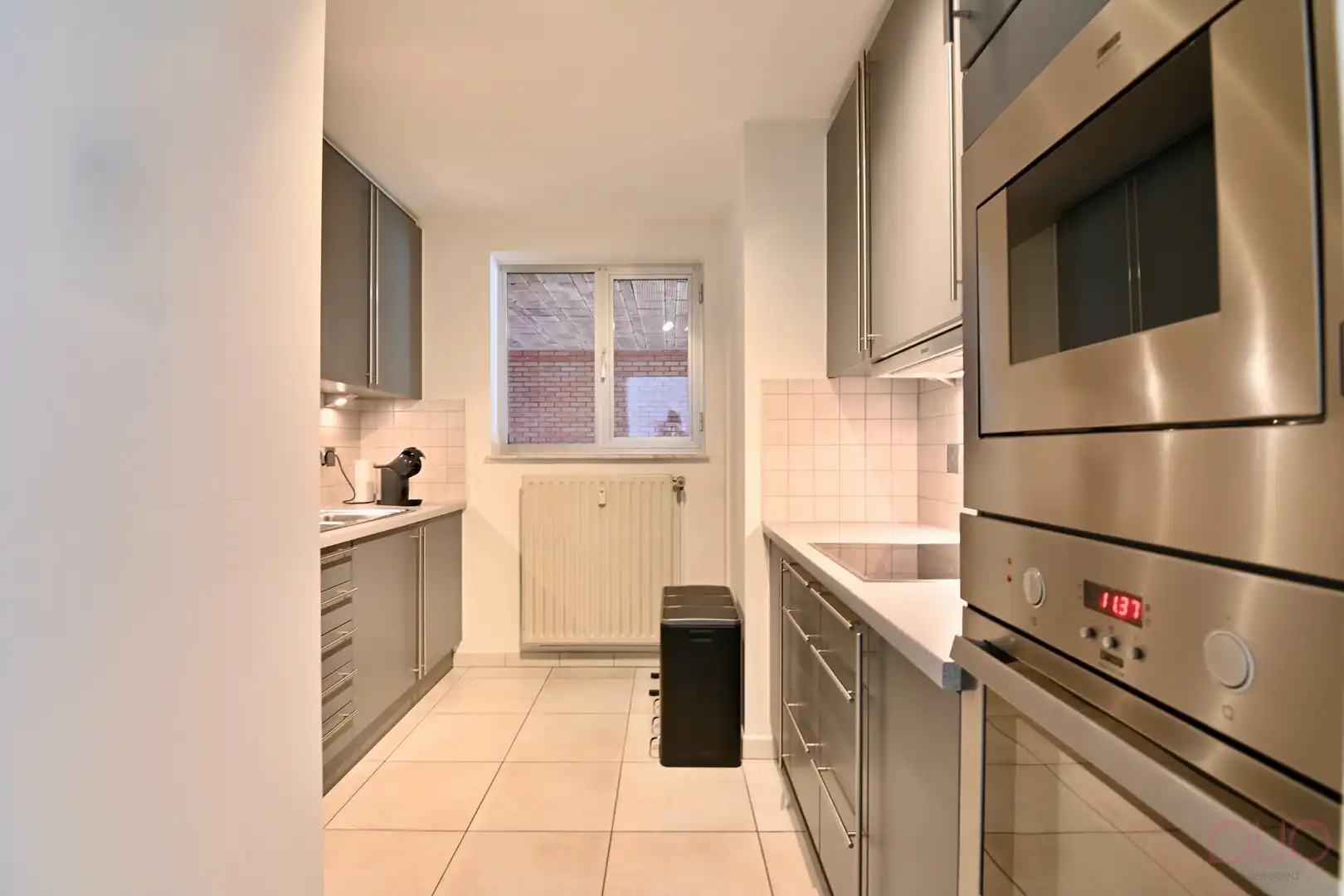 Instapklaar gelijkvloers appartement met 2 slaapkamers en garagebox op een toplocatie foto 7