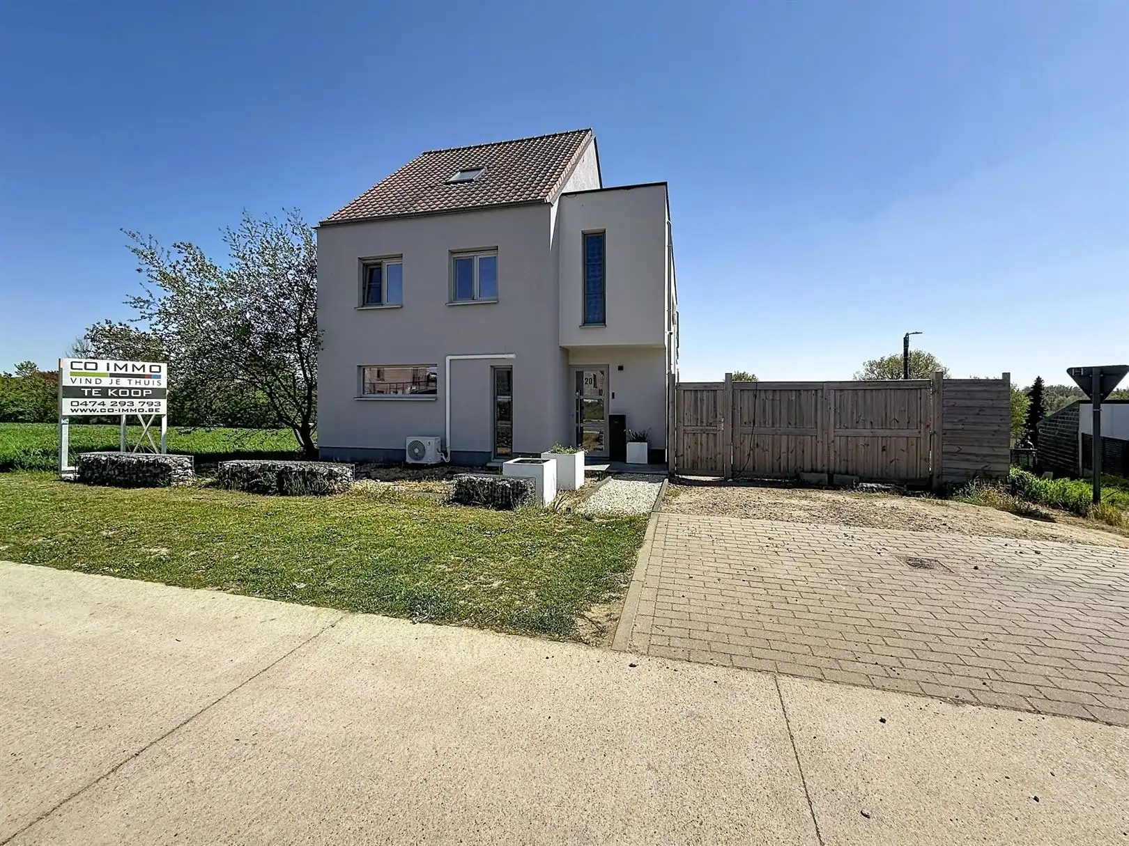 Gerenoveerde woning, 3 slpks, 2 bdks, opp 15a 80ca foto 32