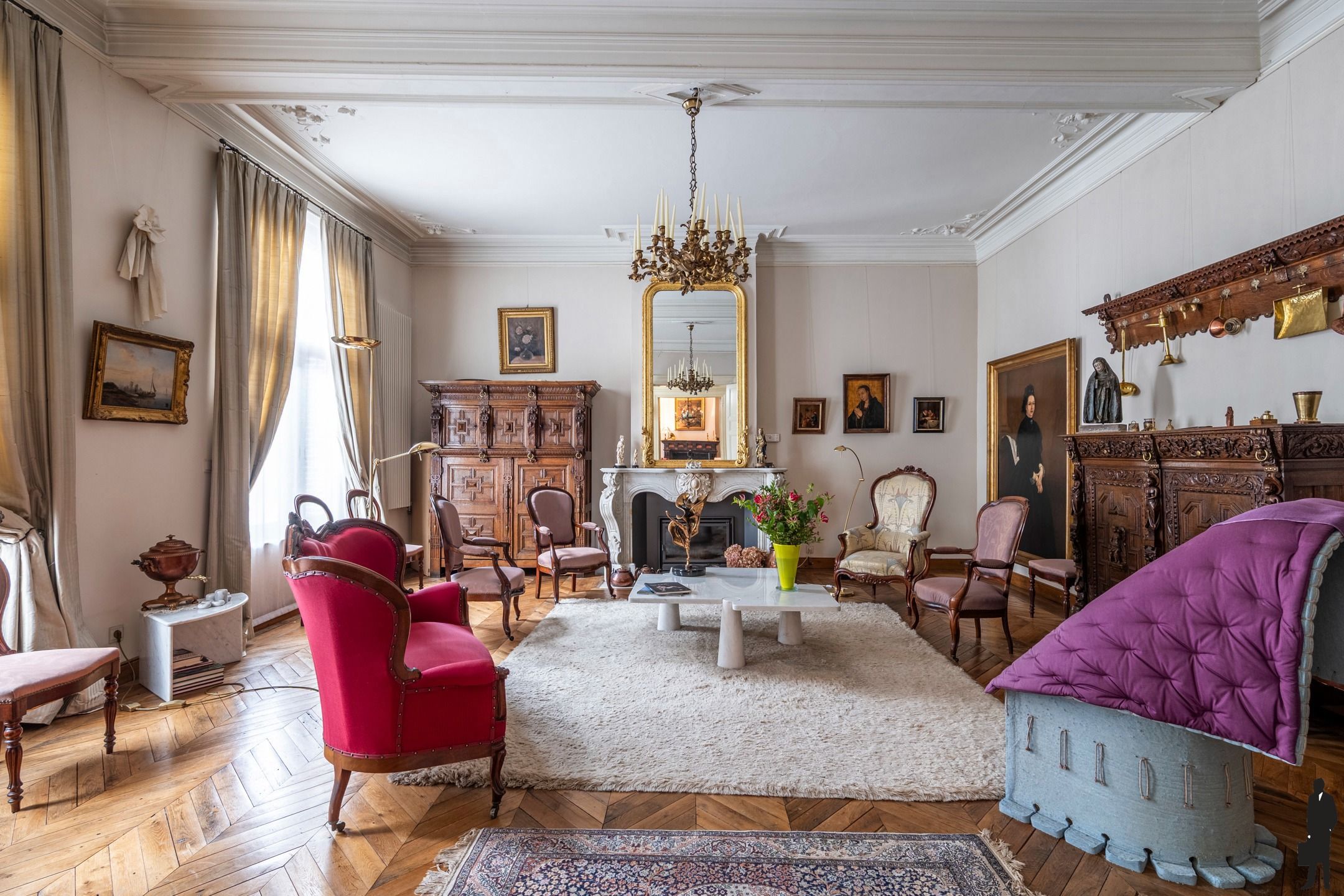 Statig herenhuis met 6 slks, 2 bdks, dubbele garage  foto 6