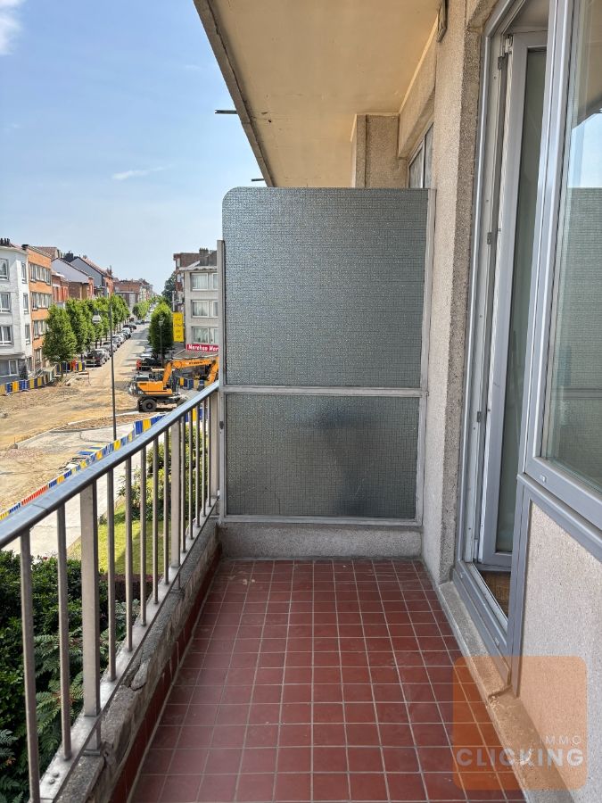 Lichtrijk 2 slaapkamer appartement met terras foto 9