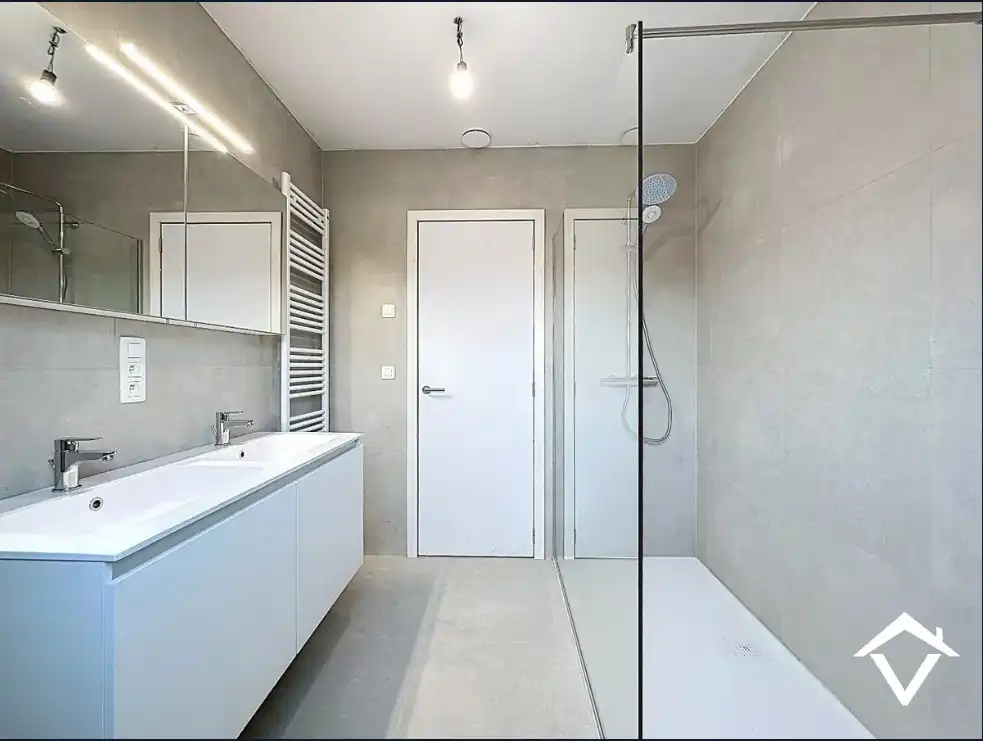 Nieuwbouwappartement met 2 slaapkamers en 1 terras in centrum Koekelare  foto 11