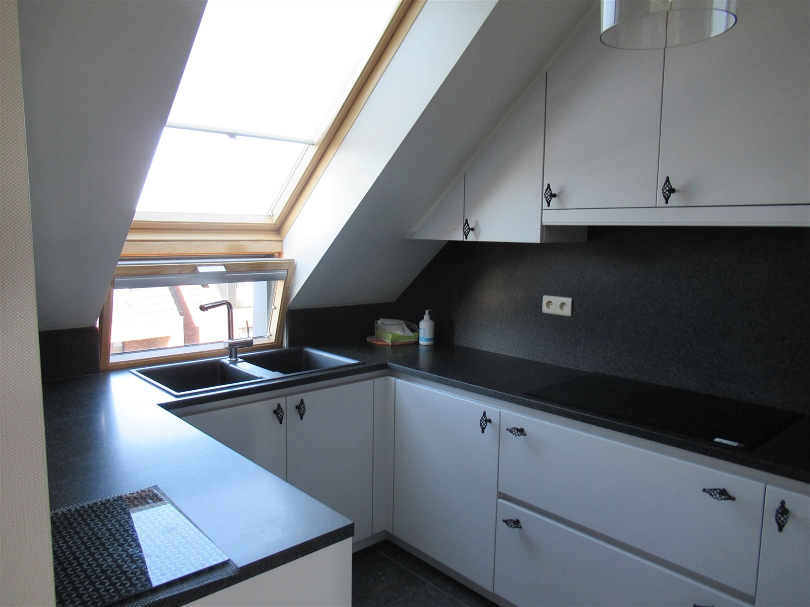 Duplex-appartement met 2 slaapkamers vlakbij centrum en station van Sint-Truiden foto 7