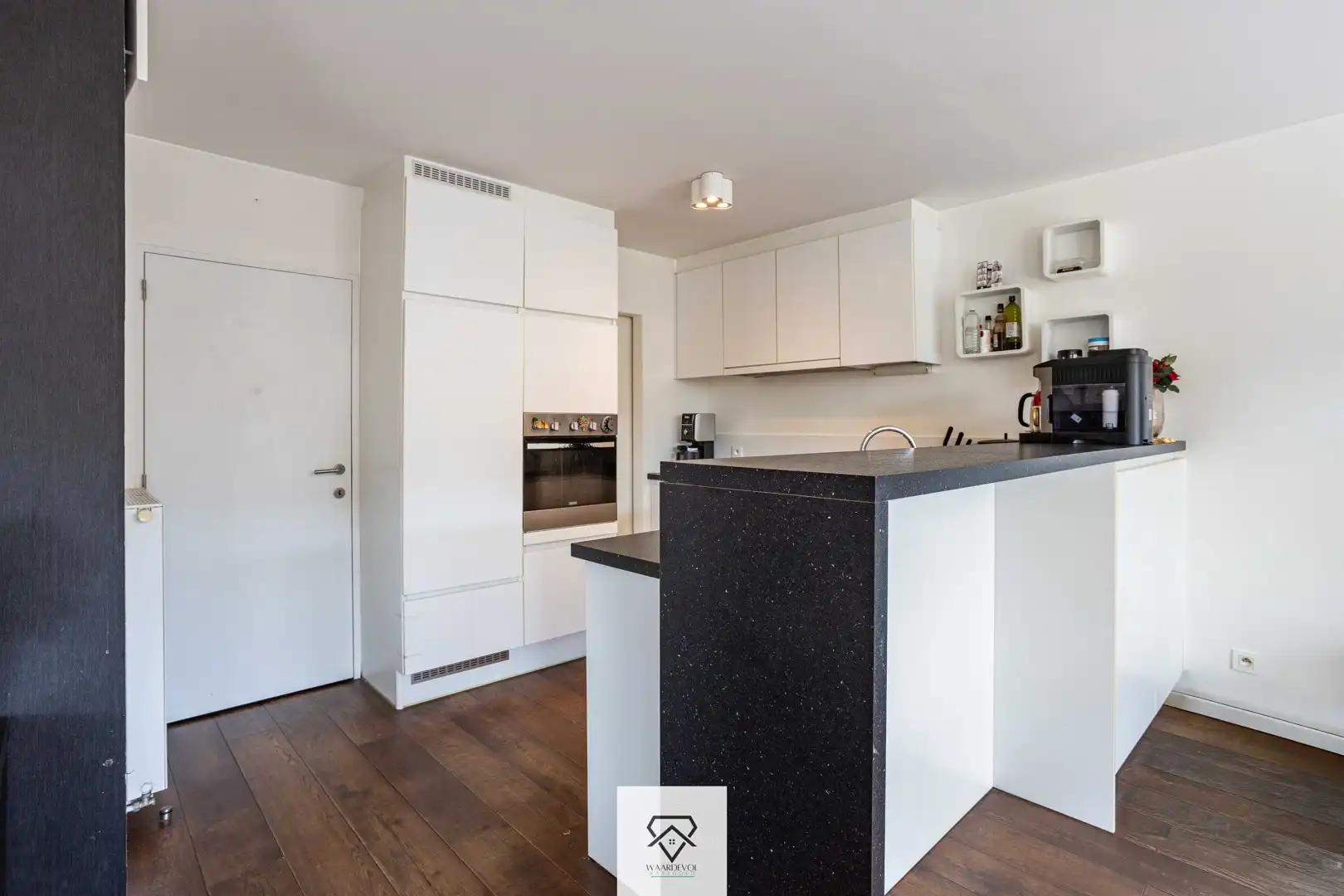 Lichtrijk hoekappartement met 2 slaapkamers en terras te Portus Ganda foto 7