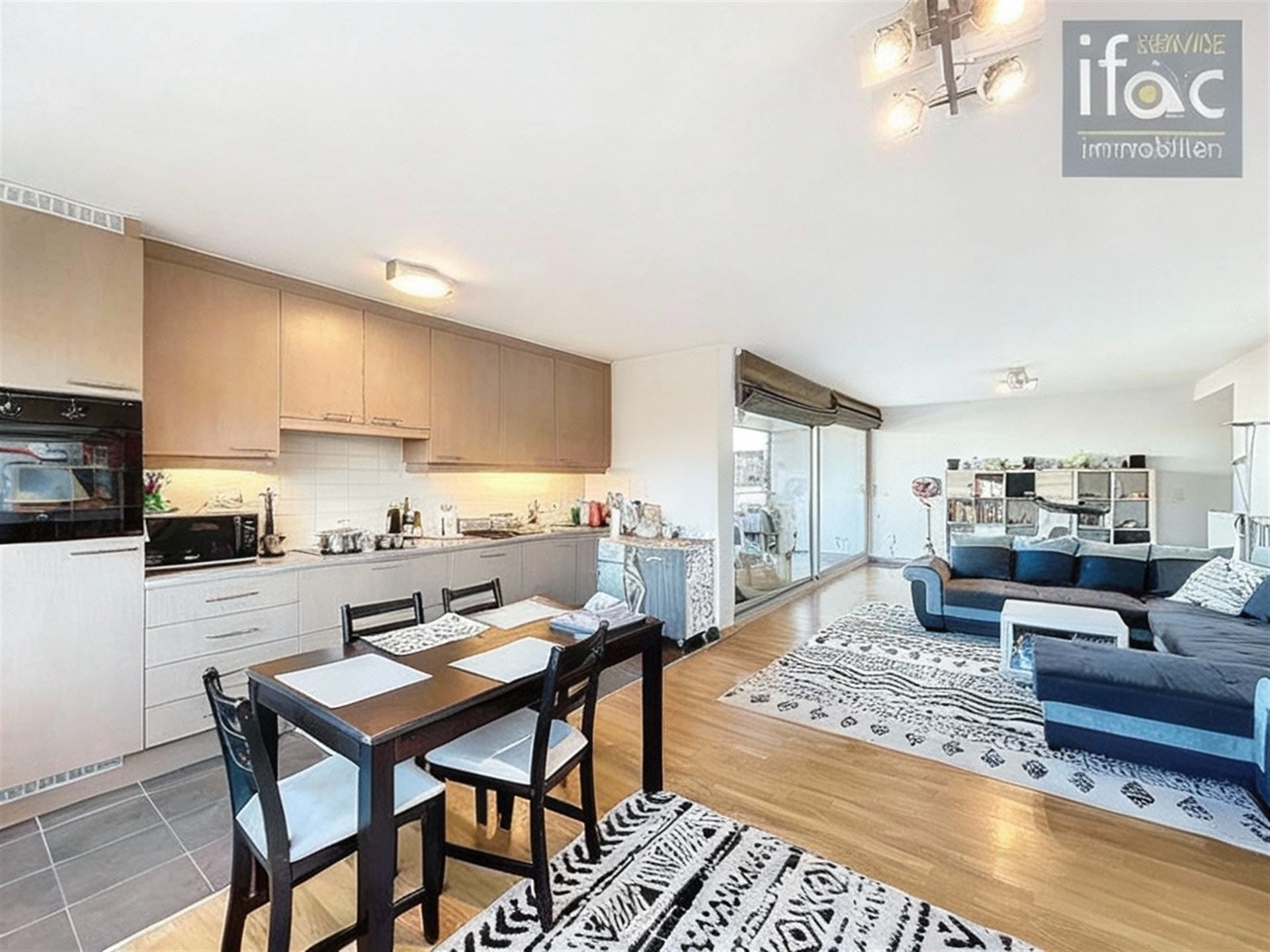 Moderne duplex met terras en parkeerplaats foto 5