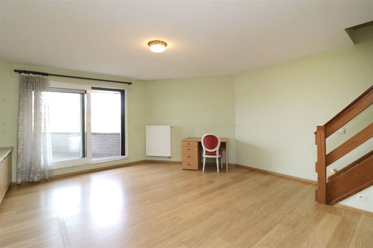 Energiezuinige duplex, 2 grote slpkmrs., autostpl., kelderberging en zolder foto 8