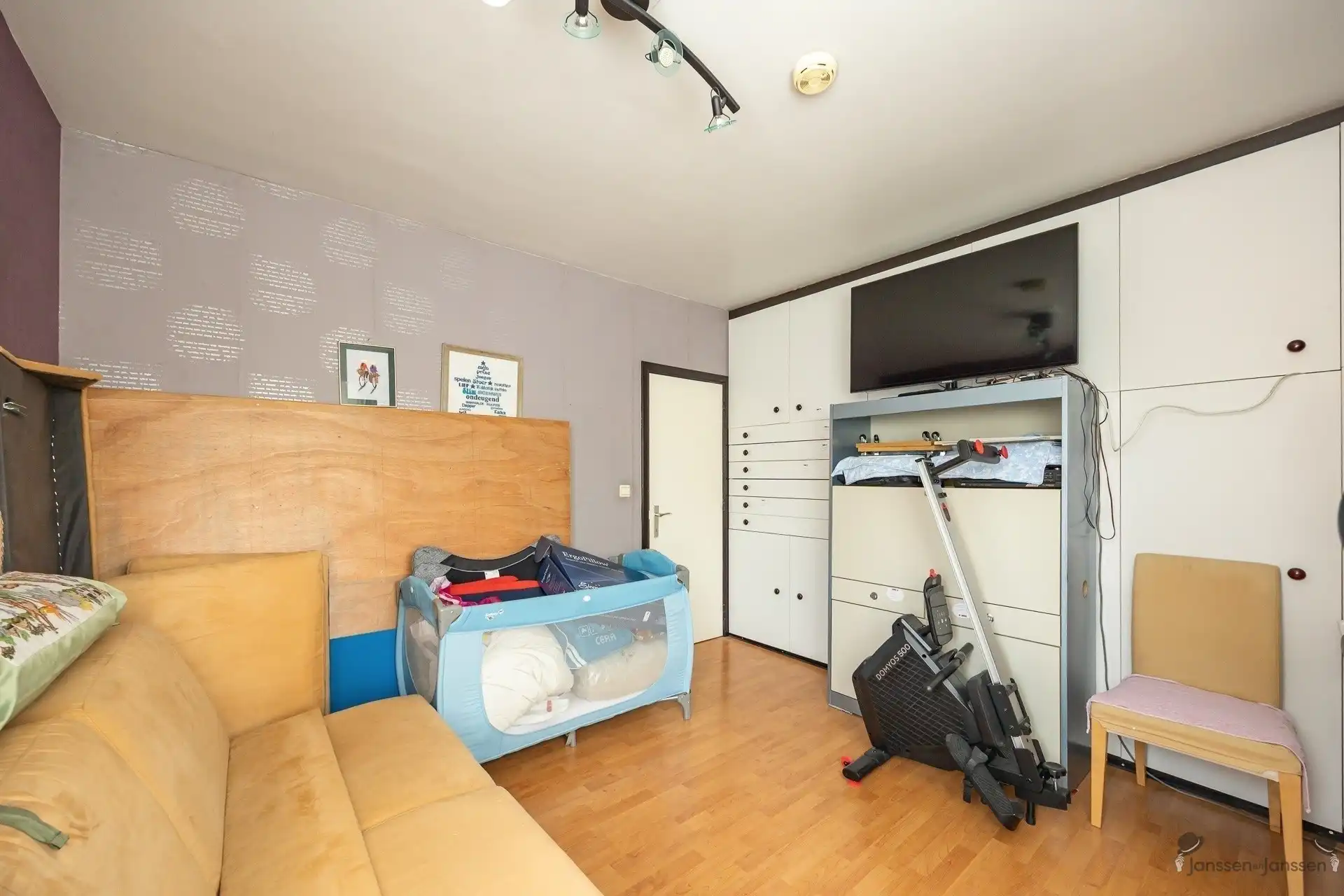 Charmant huis met EPC B en uitbreidingsmogelijkheden op gewilde locatie in Schoten foto 17
