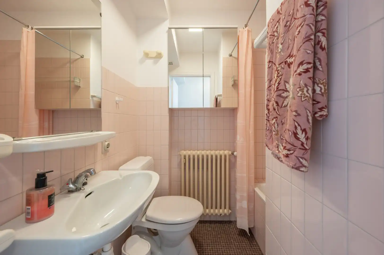 Instapklare studio op Zeedijk-Duinbergen met zeer mooi zeezicht. foto 11