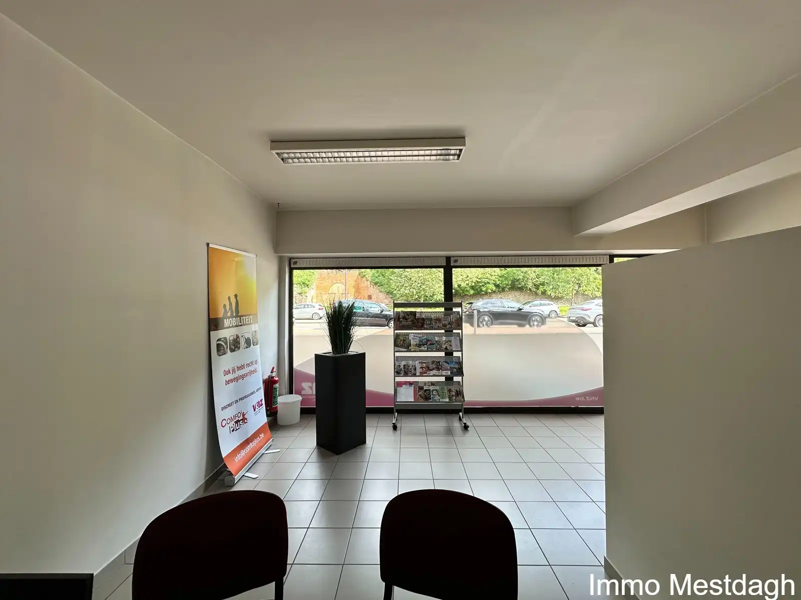 Commercieel Gelijkvloers met Topvisibiliteit te Diest foto 5