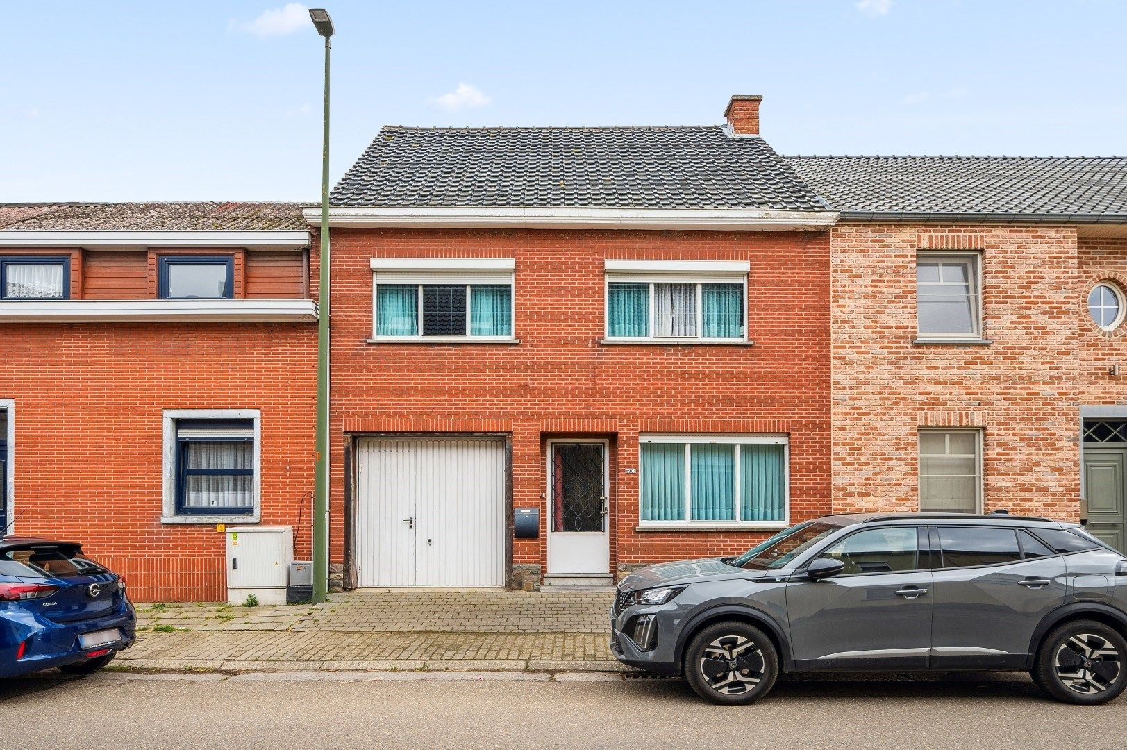 Hoofdfoto van de publicatie: Te renoveren woning te Melkwezer