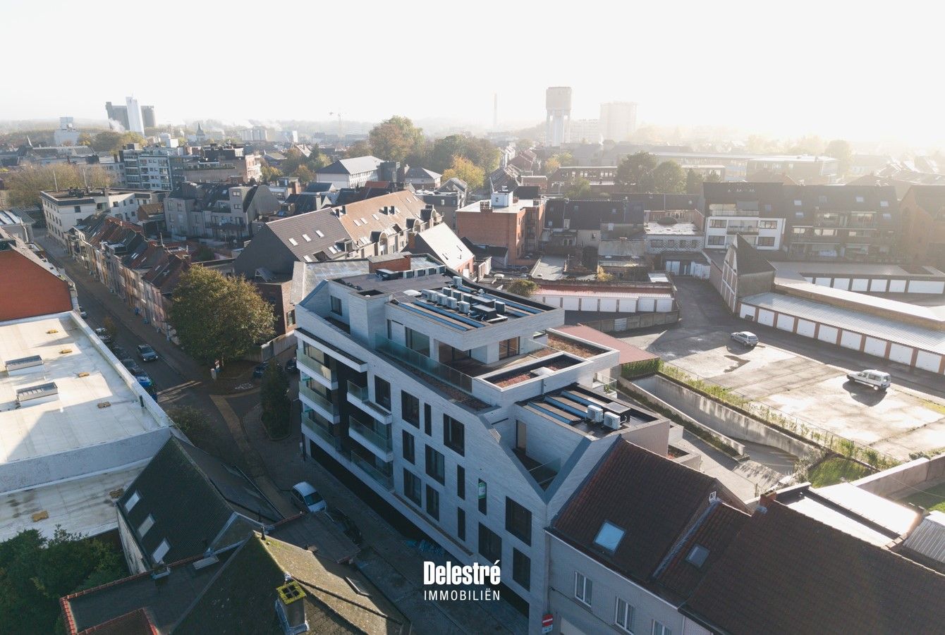 STIJLVOL WONEN IN HET HART VAN AALST: LUXUEUS BEN APPARTEMENT MET 2 SLAAPKAMERS EN TERRAS OP DE EERSTE VERDIEPING.  foto 6