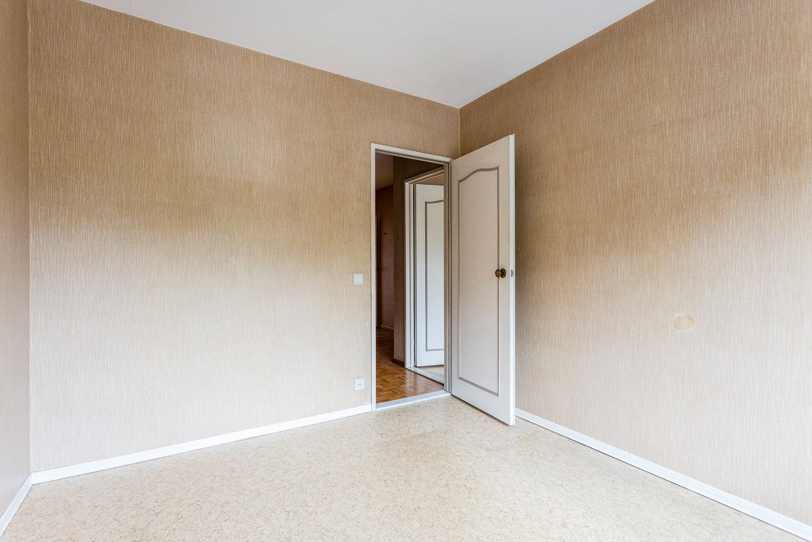 Ruim appartement met 3 slaapkamers en terras nabij Rivierenhof! foto 15