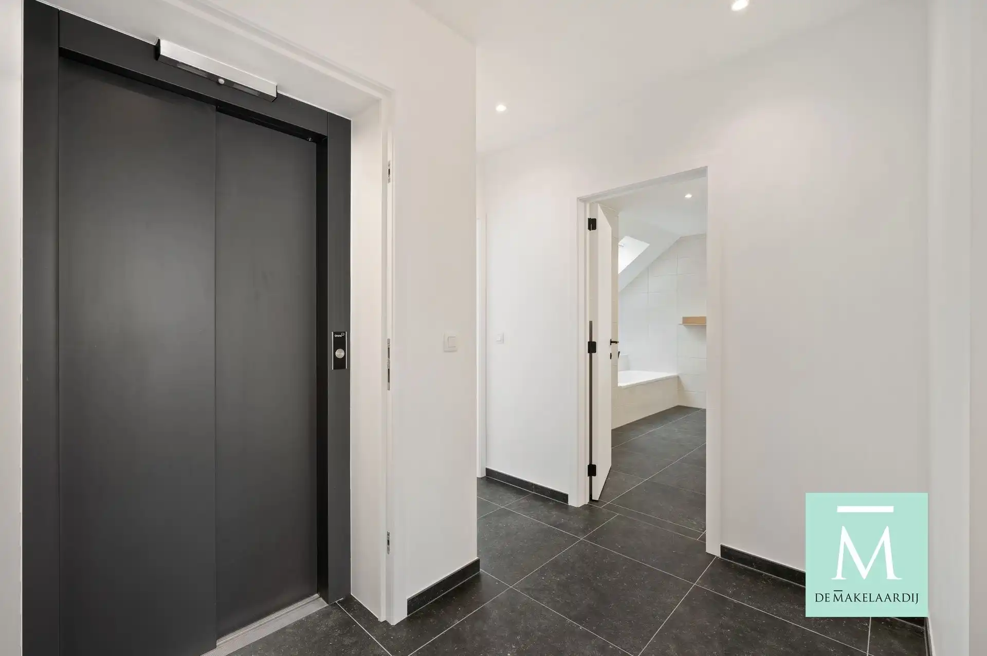 Energiezuinige penthouse met terras van 53 m² in het centrum van Bonheiden foto 3