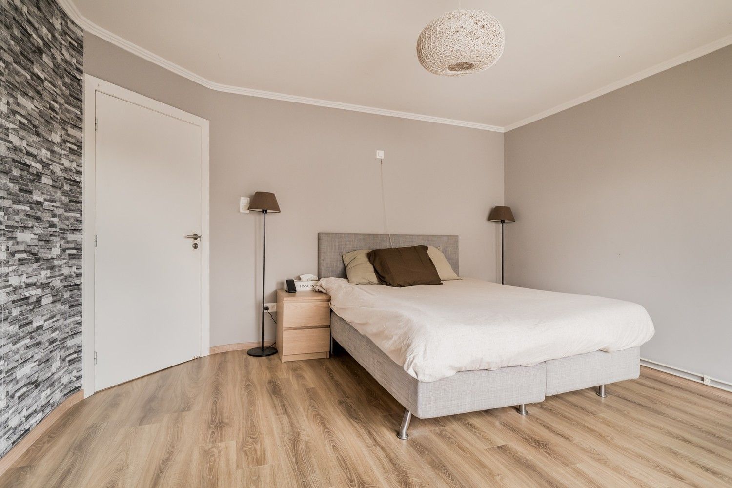 Halfopen bebouwing met ruime garage en prachtig uitzicht op de velden foto 24