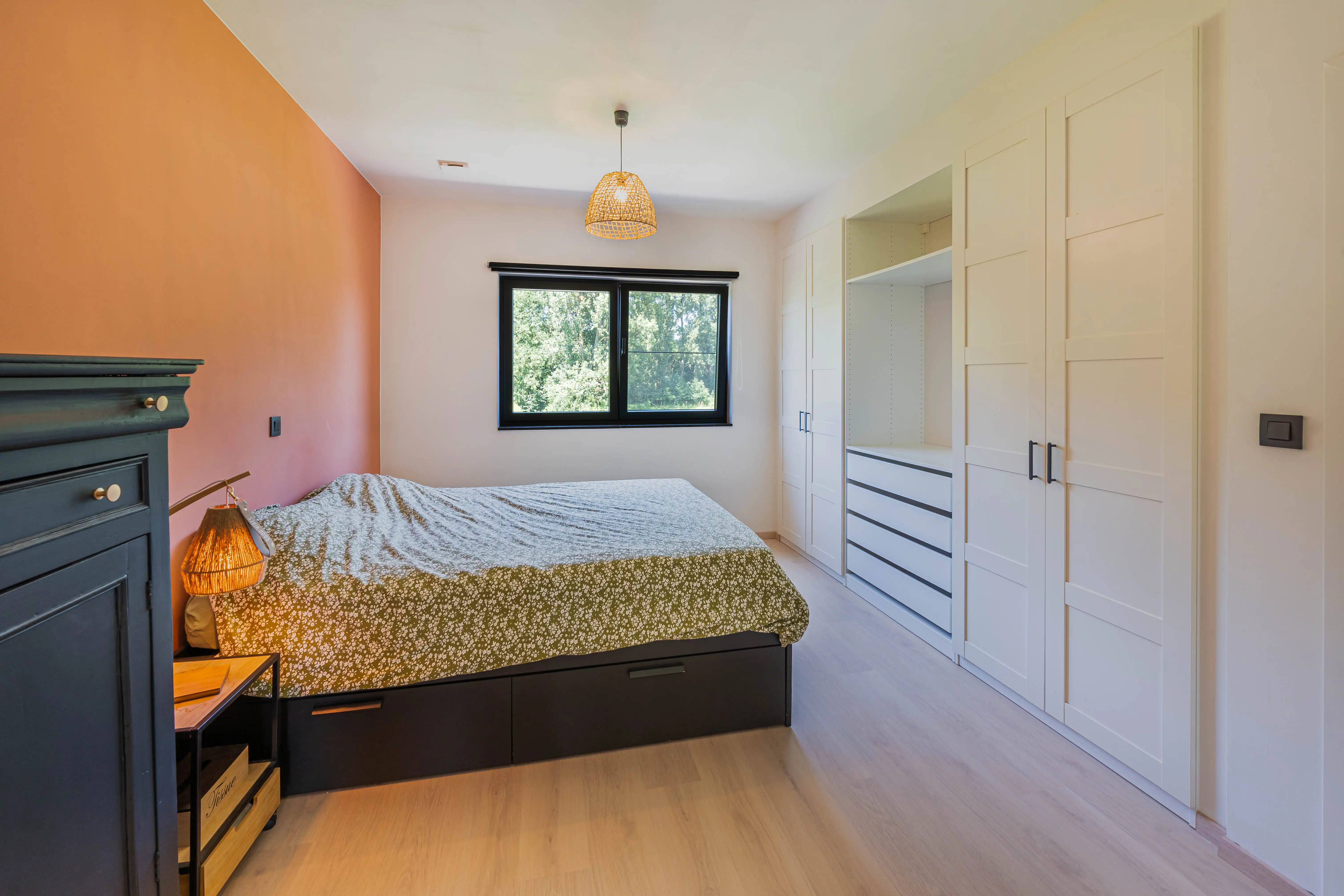 BEN-woning met 4 slaapkamers, 3 badkamers en groen uitzicht! foto 21