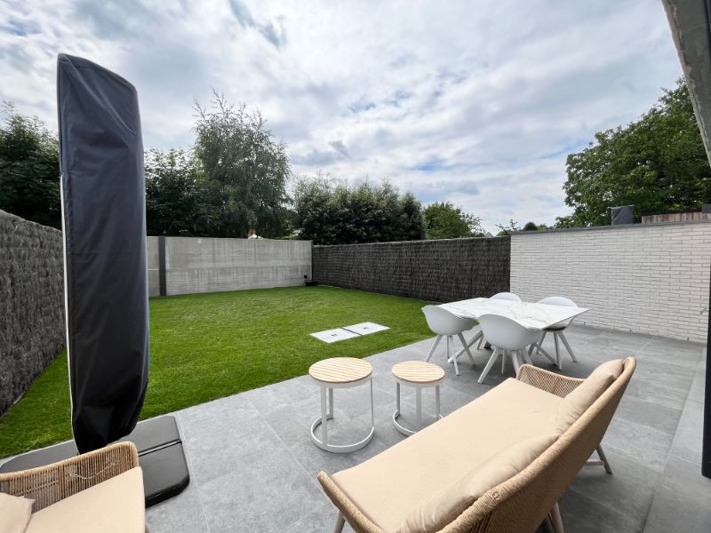 Nieuwbouwwoning met 4 slaapkamers en zonnepanelen foto 11