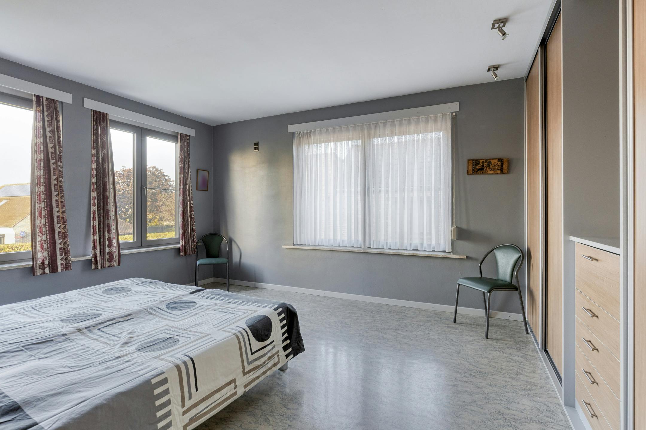 Ruime verzorgde gezinswoning in centrum Beveren foto 14