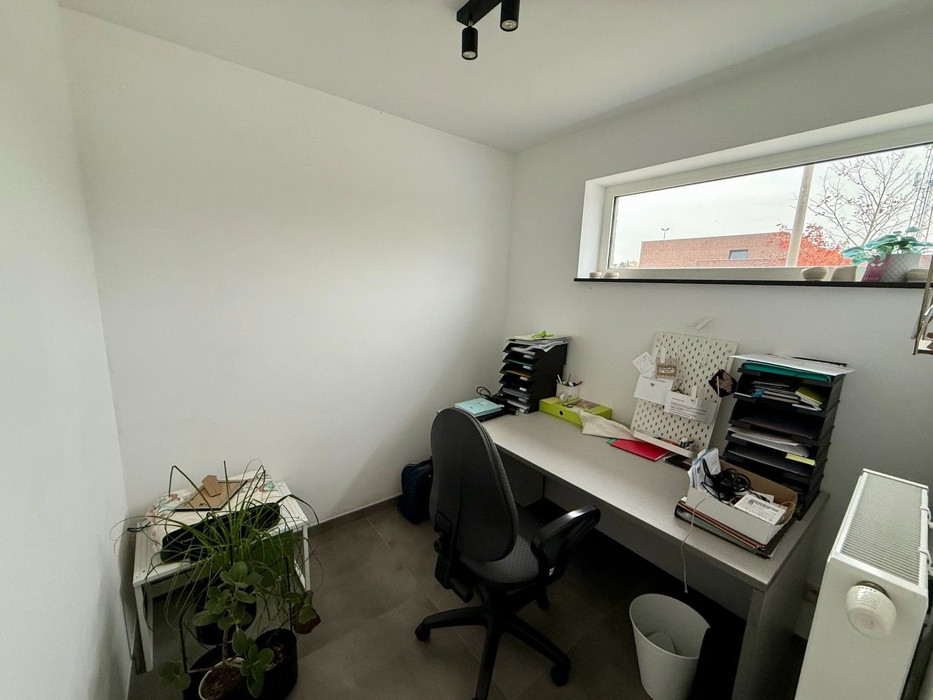 Recente, energiezuinige woning met 3 slaapkamers te huur! foto 8