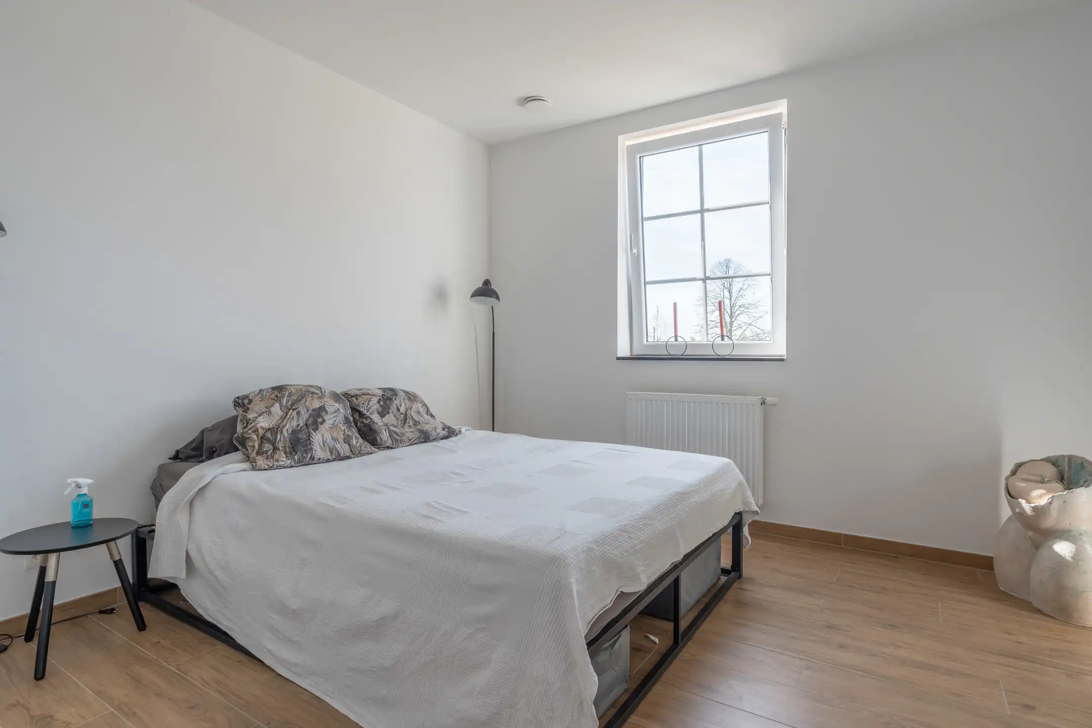 Modern 2-slaapkamer appartement met terras en staanplaats. foto 11