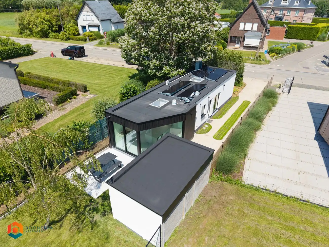 Prachtig vernieuwde bungalow te Schriek foto {{pictureIndex}}