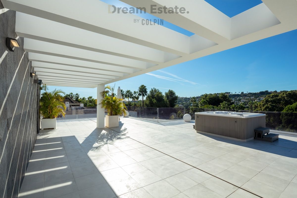 Eigentijdse villa in het bevoorrechte Nueva Andalucia foto 11