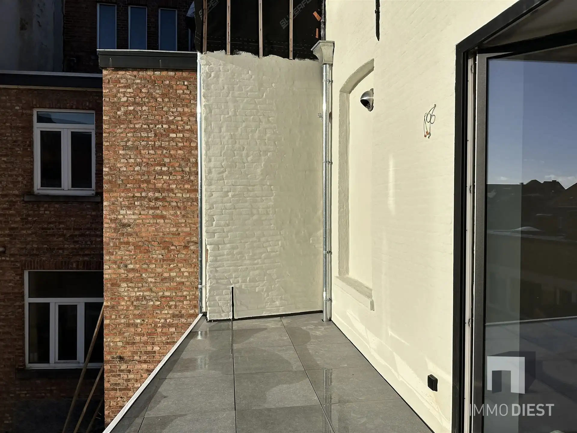 Knap appartement met terras en 2 slpks - centrum Diest - veel lichtinval foto 11