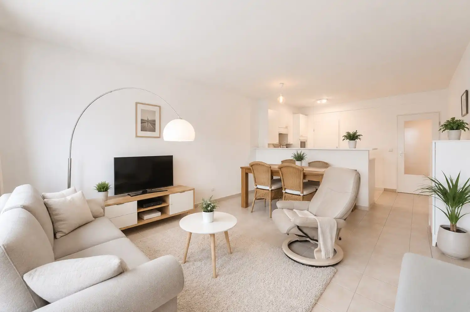 RESIDENTIE MARINA MERCATOR foto {{pictureIndex}}