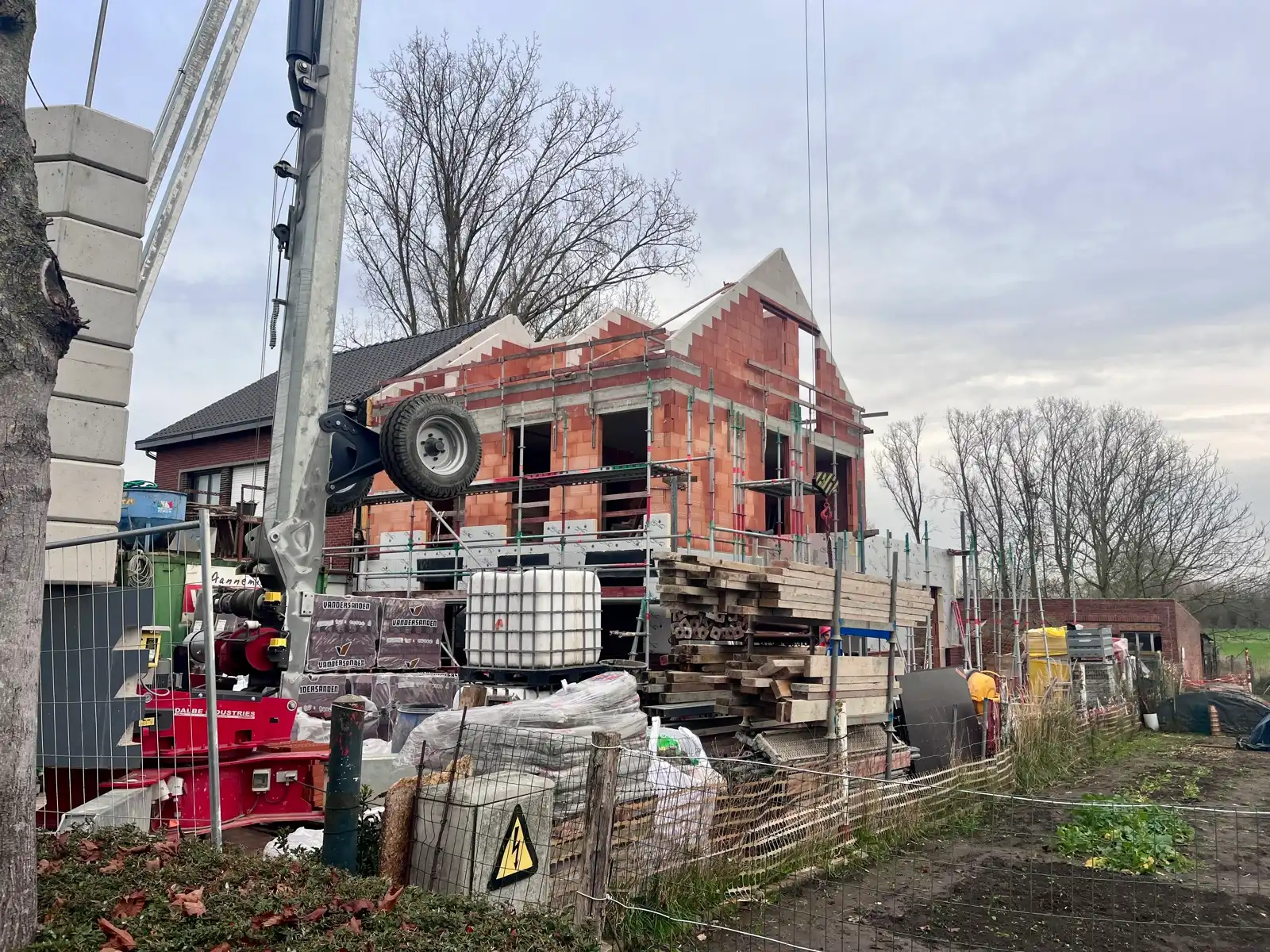 Luxe duplex appartement met 3 slaapkamers OPLEVERING 08/2026 foto 2