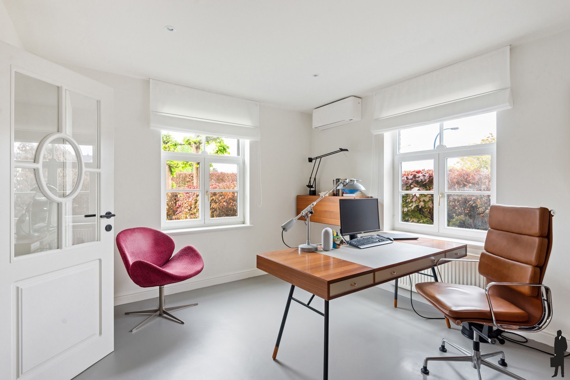 Prachtige villa met 5 ruime slaapkamers & veel parkeerplaats foto 9