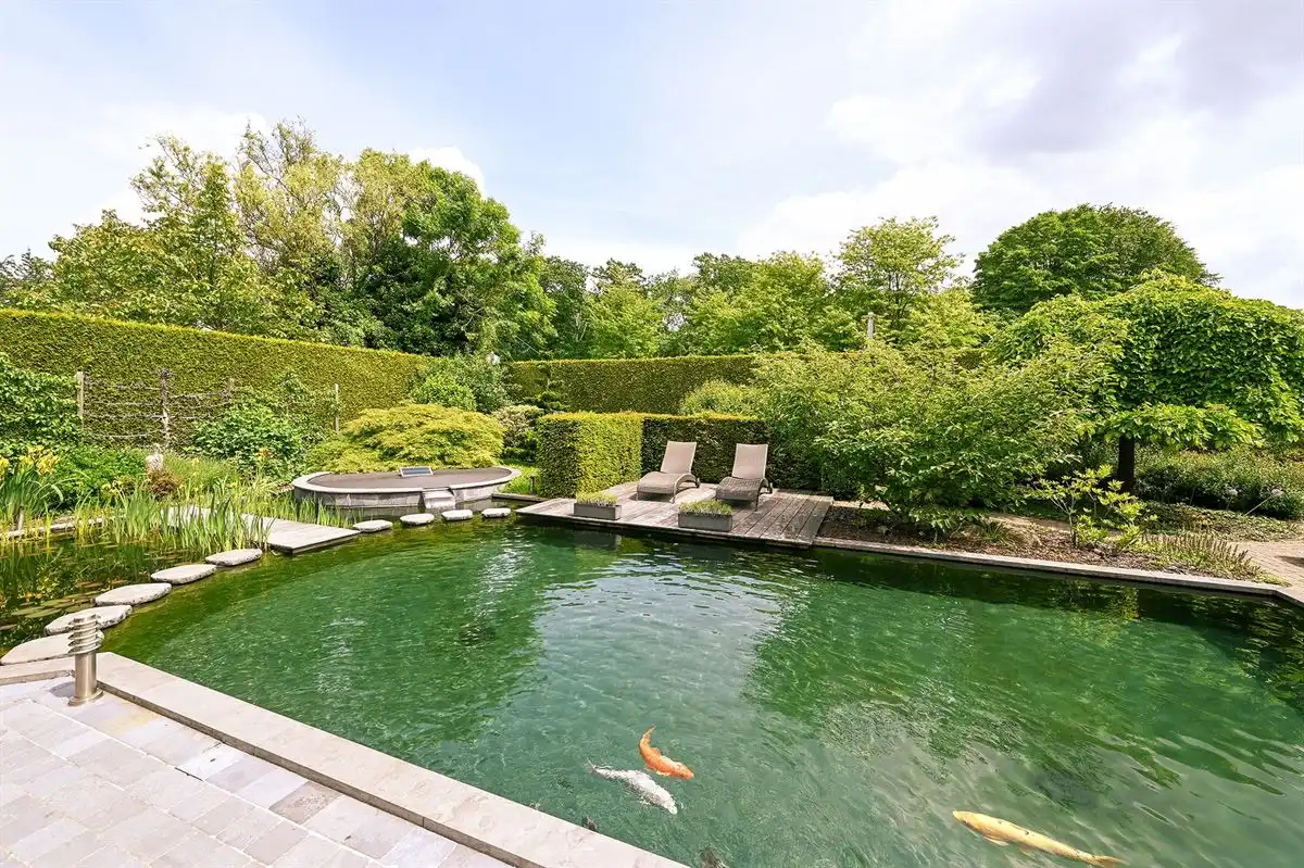 Instapklare villa met zwemvijver foto 24