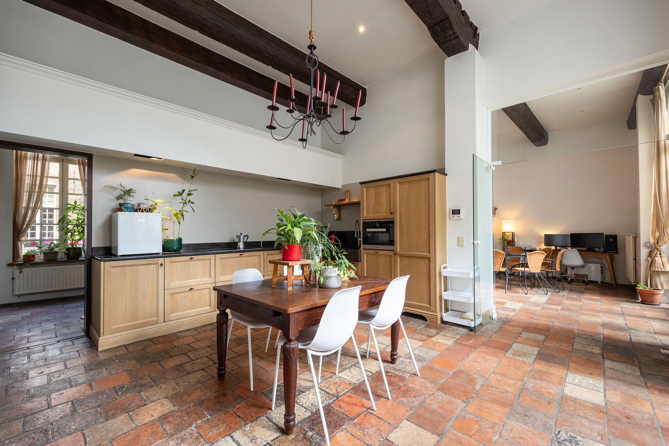 ANTWERPEN CENTRUM -  Gelijkvloers appartement met stadstuin foto 3