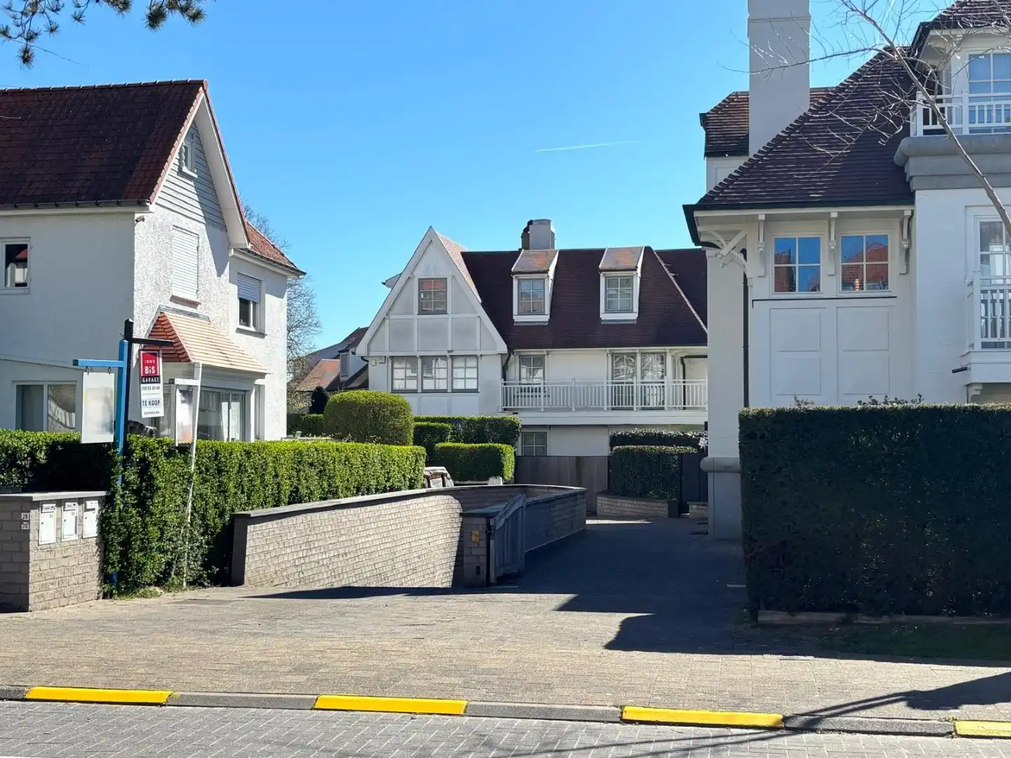 Gesloten garagebox op enkele stappen van het Albertplein foto 3