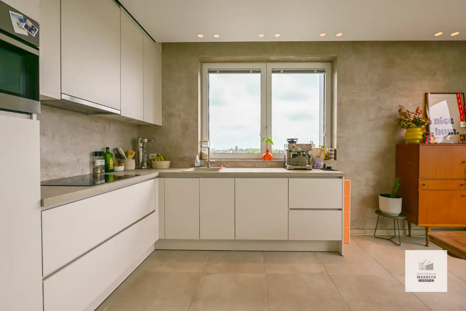Luxueus appartement op de bovenste verdieping met panoramisch zicht over Roeselare foto 12