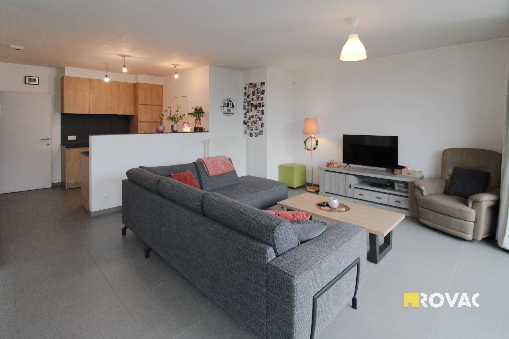 Energiezuinig en ruim duplexappartement met carport! foto 2
