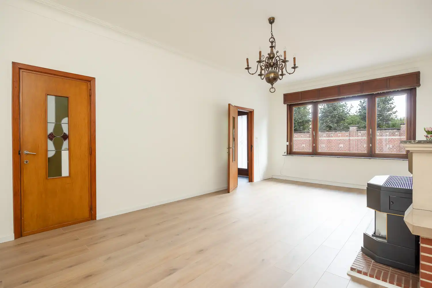 Volledige gerenoveerde gezinswoning (4slk) met ruime tuin foto 6