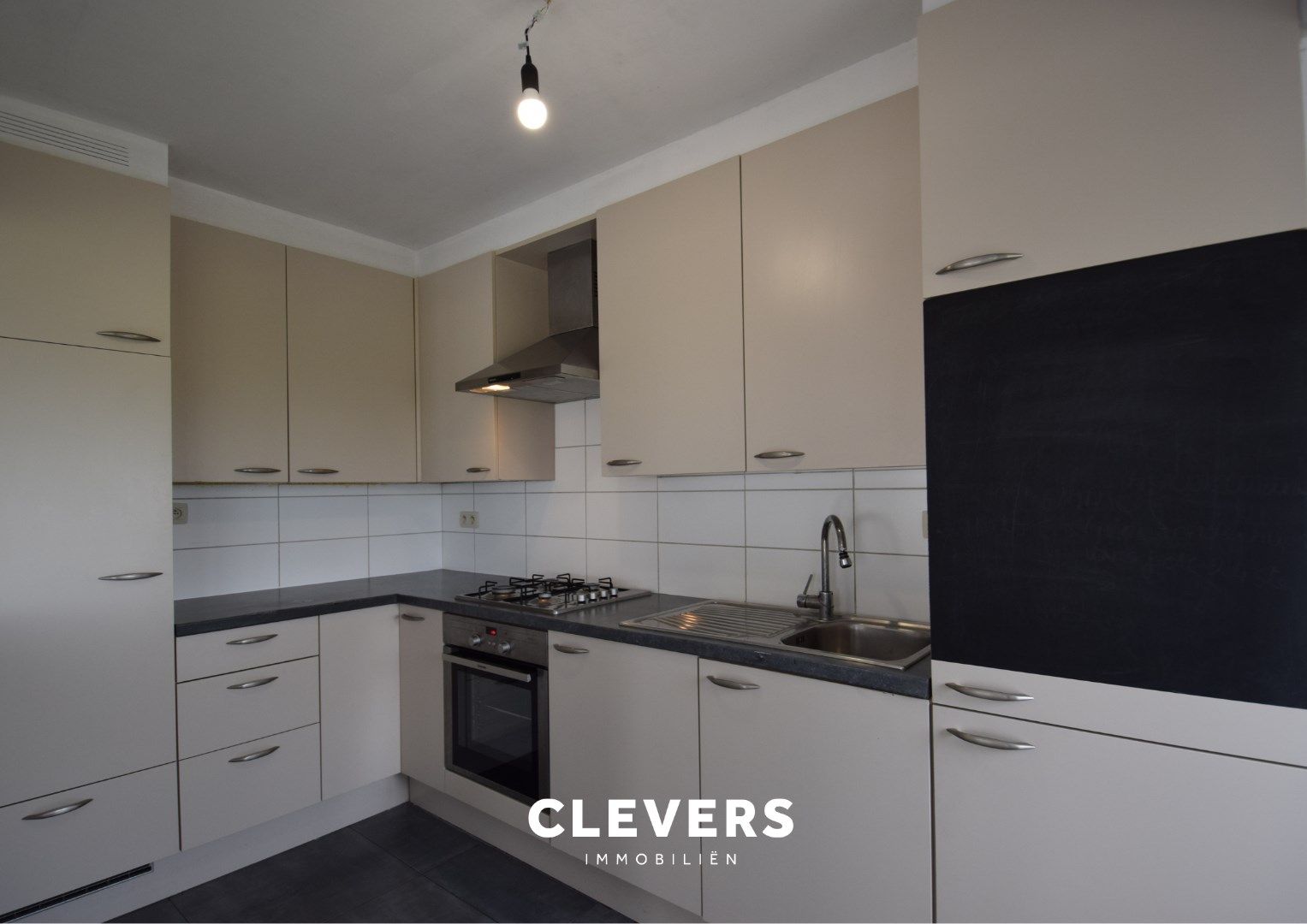Ruim appartement met 3 slaapkamers  foto 3