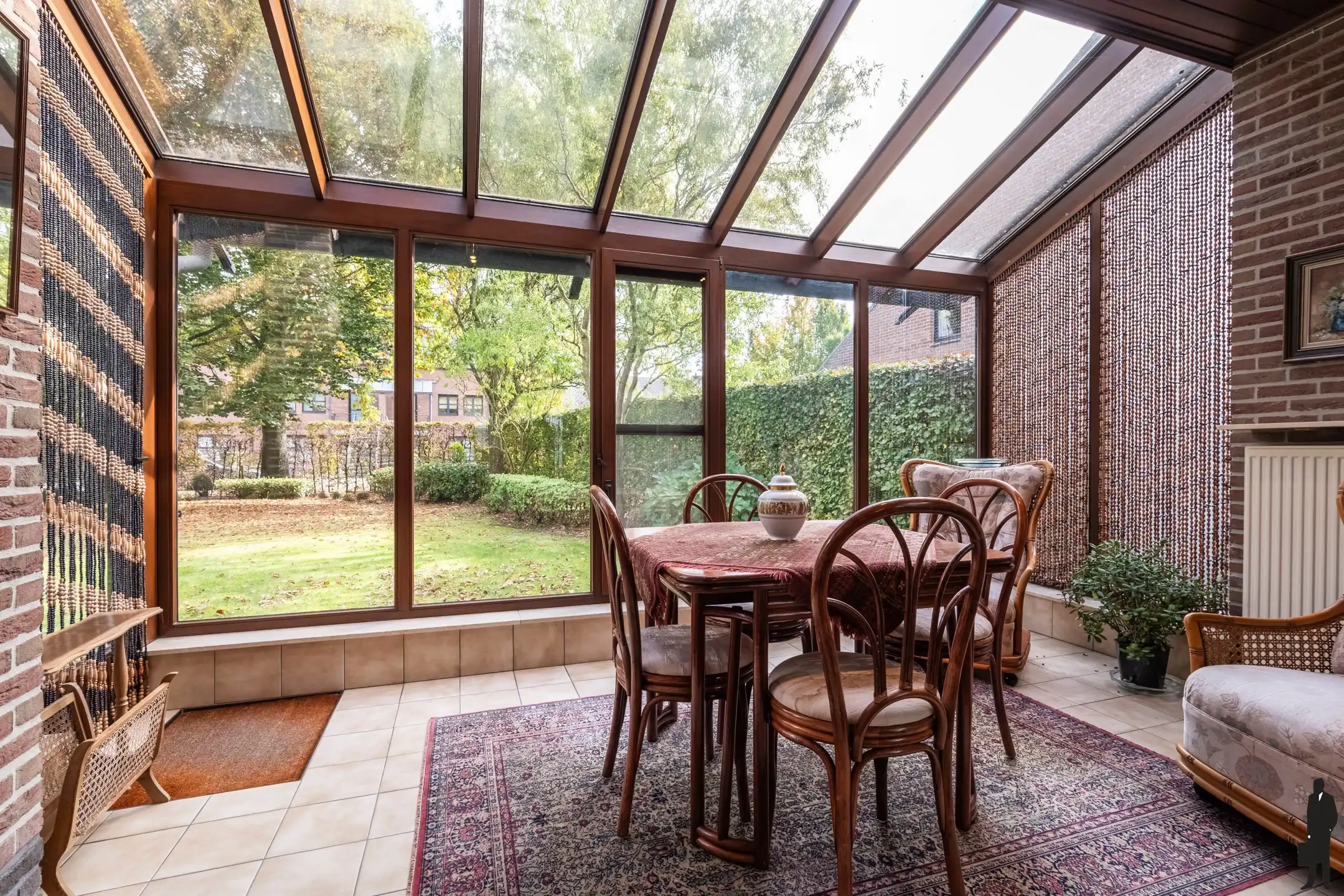 Vrijstaande woning met garage, bijgebouw en ruime zolder foto 9