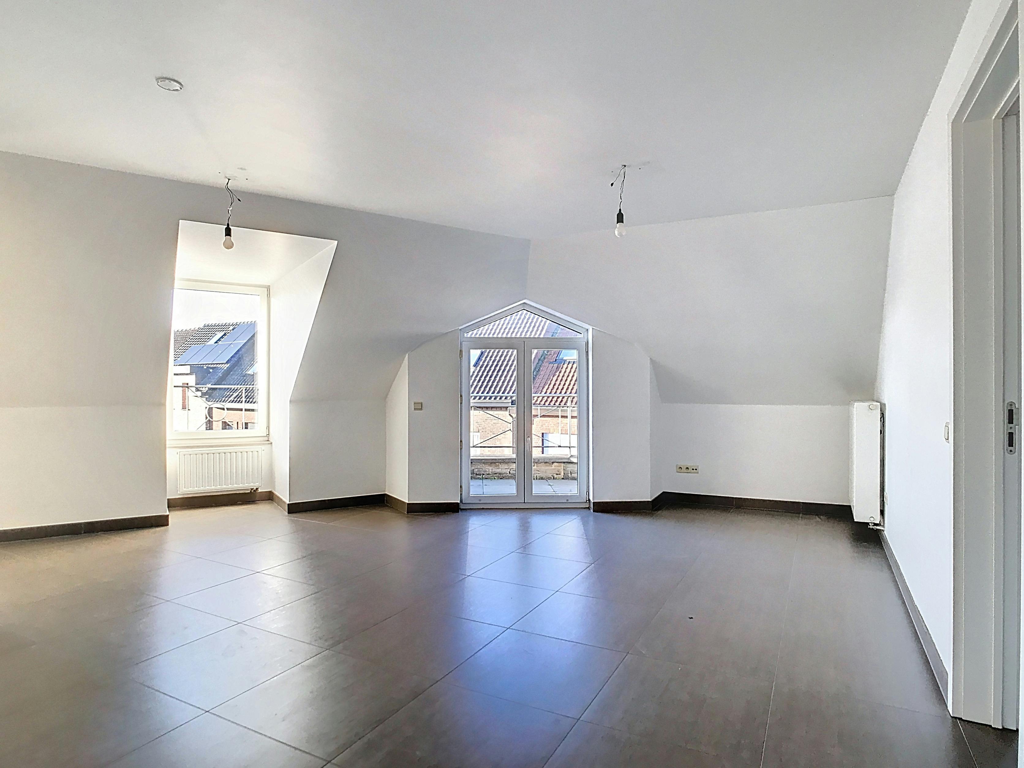 Goed gelegen energiezuinig dakappartement te Kruibeke foto 3