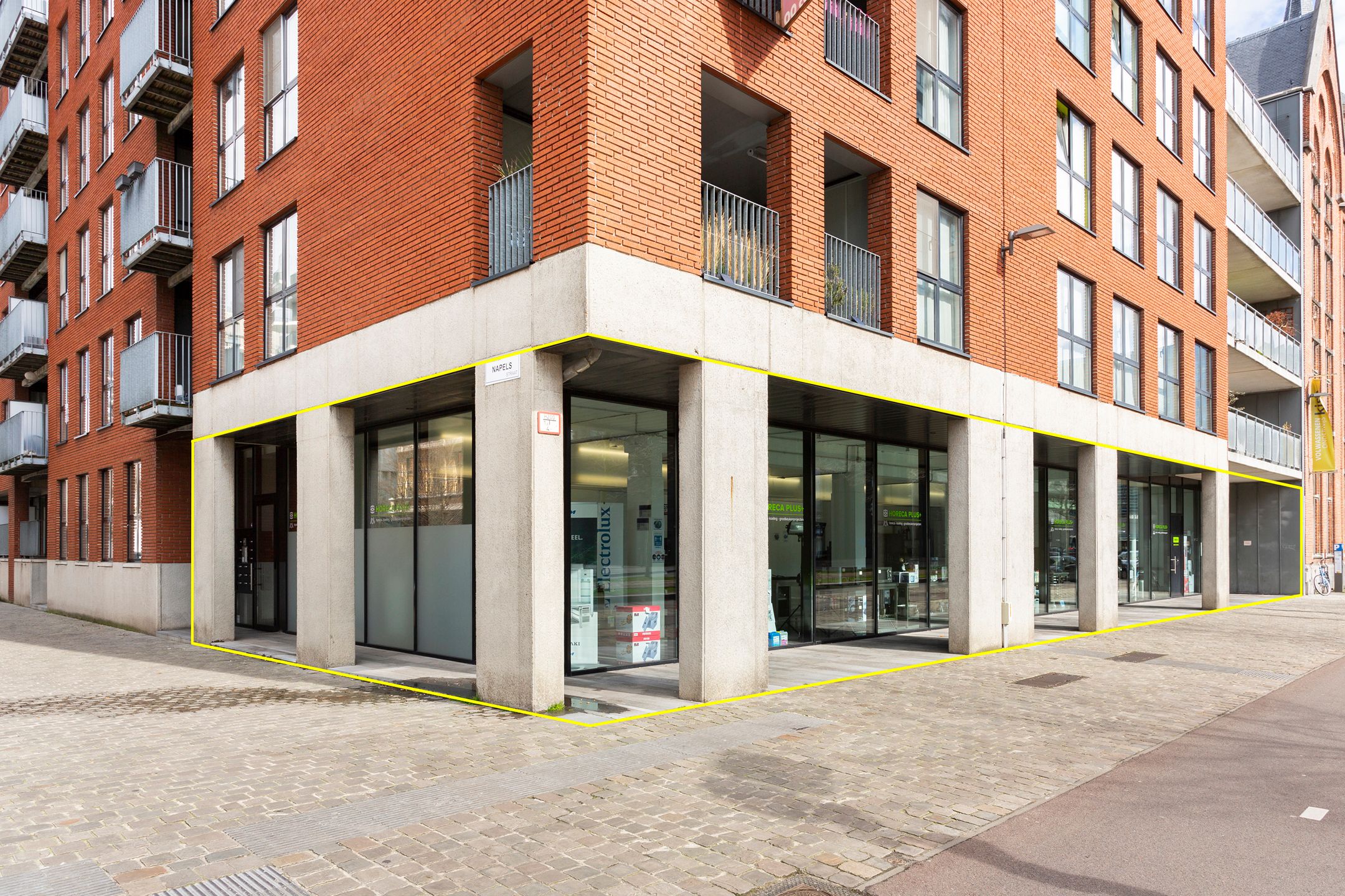 commerciële ruimte ca 203 m² op top zichtlocatie op Eilandje foto 7