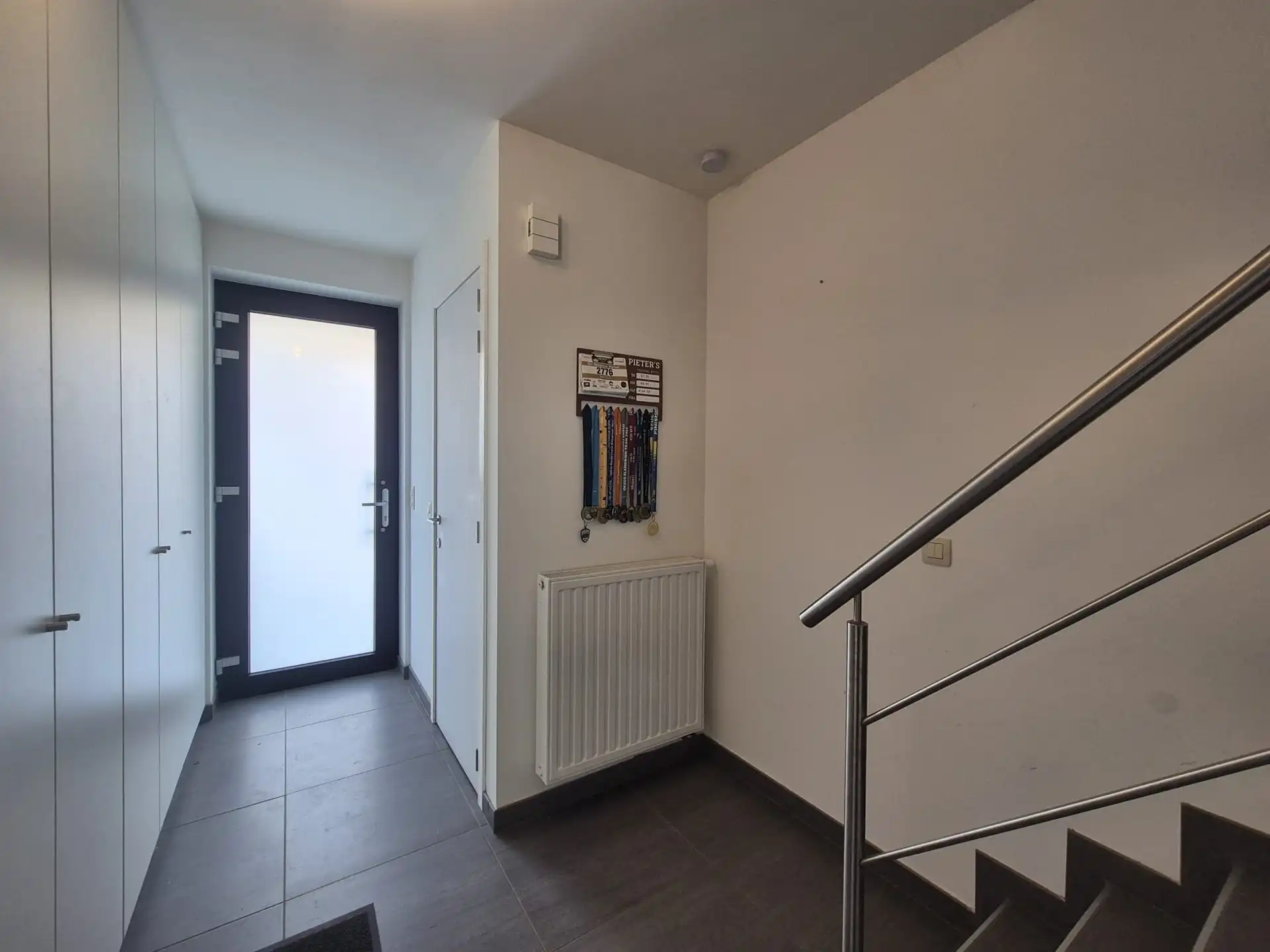 Ruime energiezuinige woning in rustige straat. foto 16