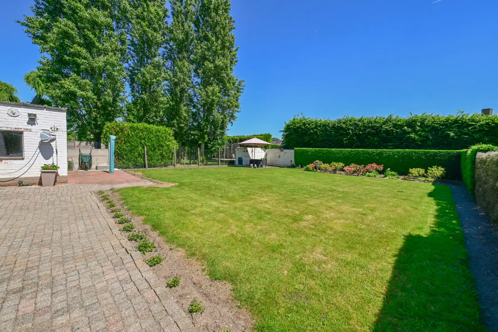 Ruime handelswoning met voormalige kapperszaak op 781m2 te Wildenburg foto 27
