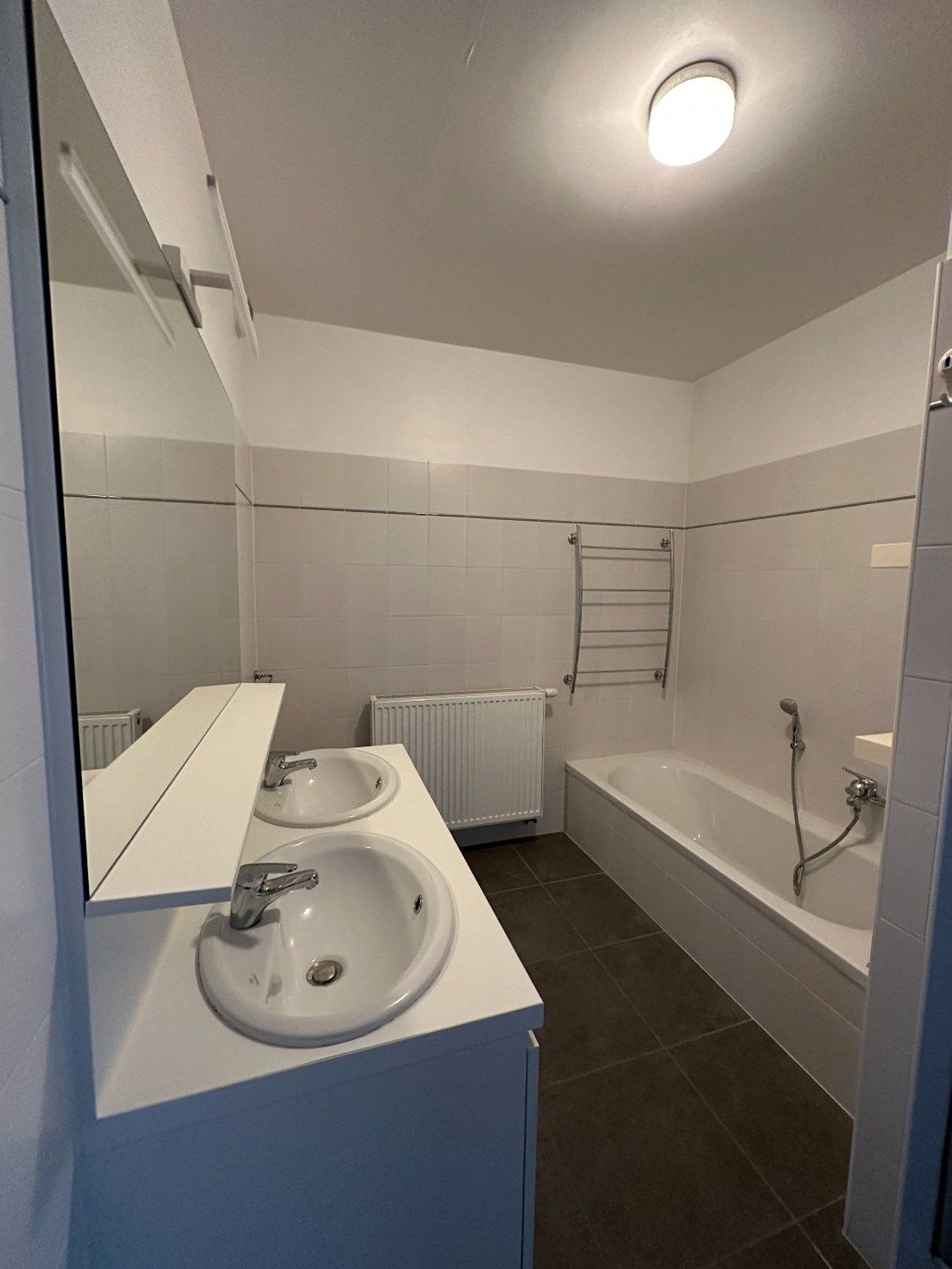 Brugge: ruim dakappartement met  2 slpk en staanplaats foto 8