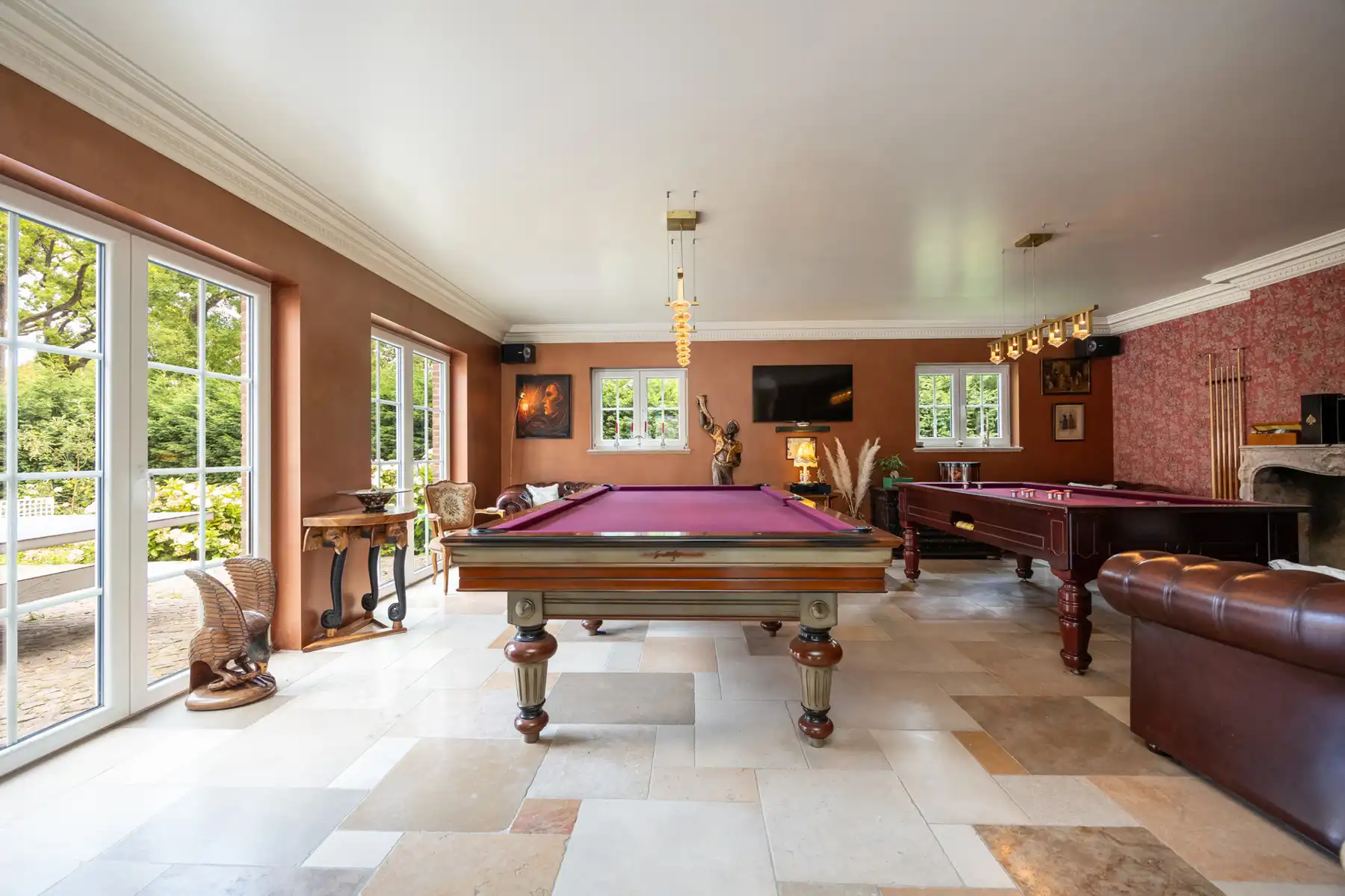 Exclusieve laagbouwvilla met binnen-en buitenzwembad foto 6