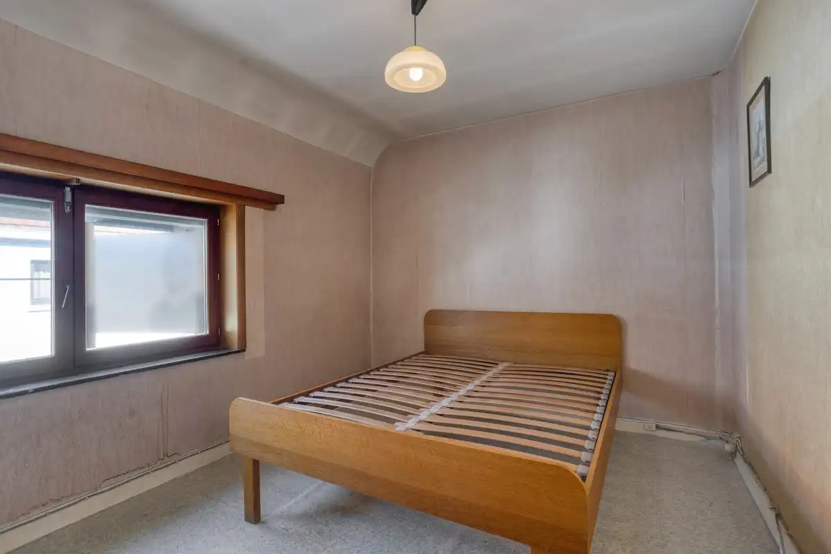 Gezellige woning met 3 slaapkamers, kelder, veranda en garage in Leuven! - EPC 598 kWh/m² - bewoonbare opp. 116 m² foto 12