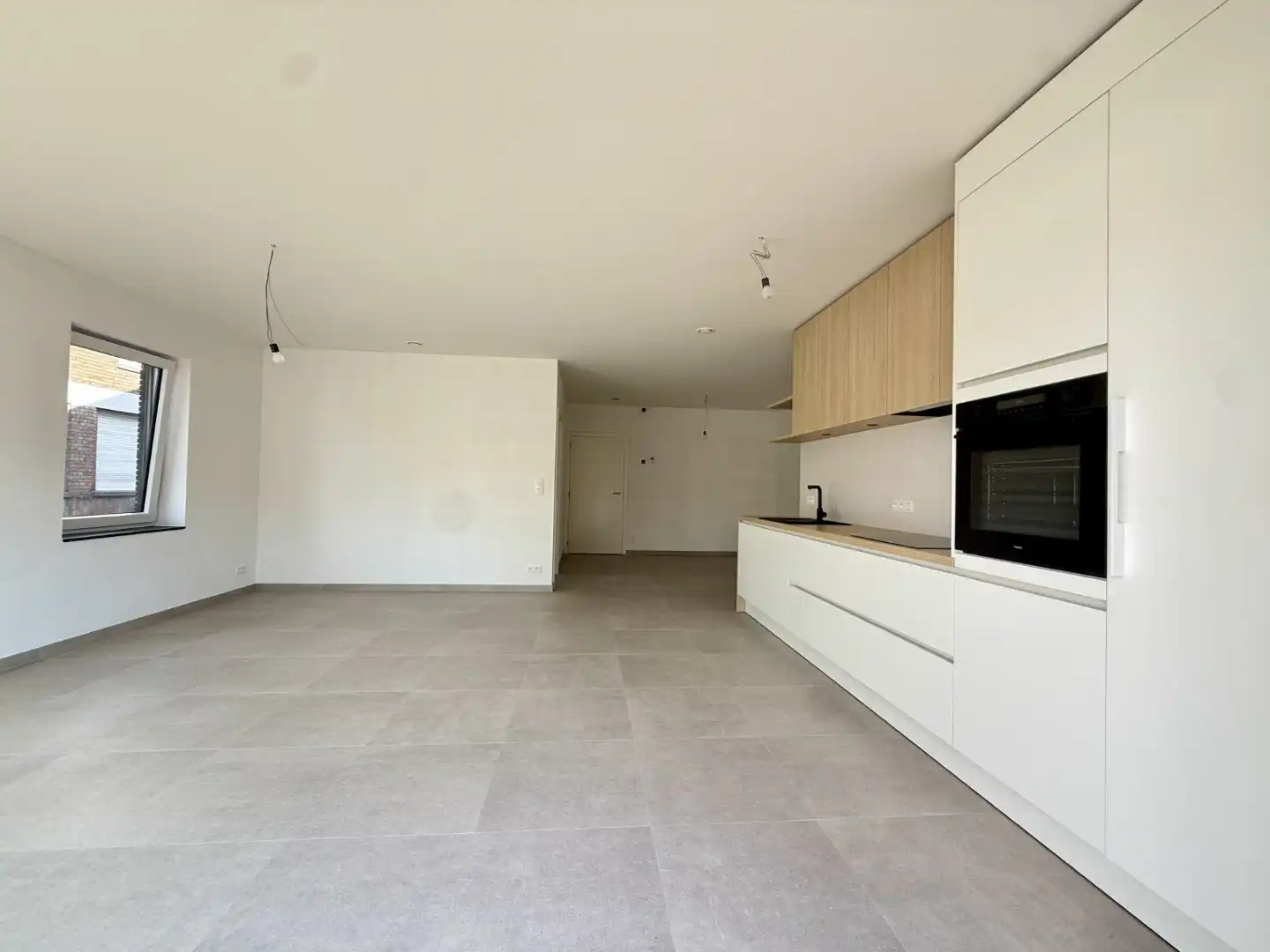 Modern, gelijkvloers nieuwbouwappartement in centrum Gistel foto 2