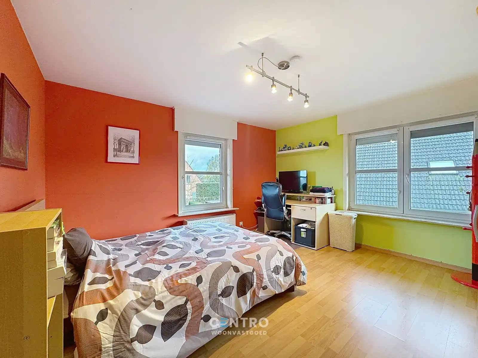 Kwalitatief afgewerkte villa met 4 slpks, garage én ZUIDger. tuin! foto 20