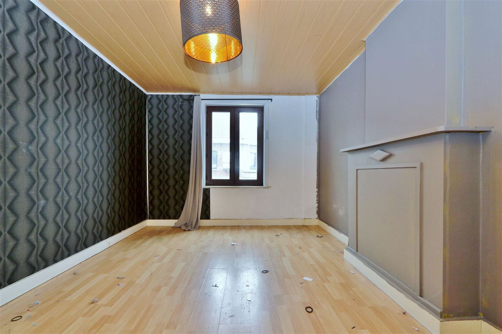 Woning te koop (nu een handelswoning) foto 15