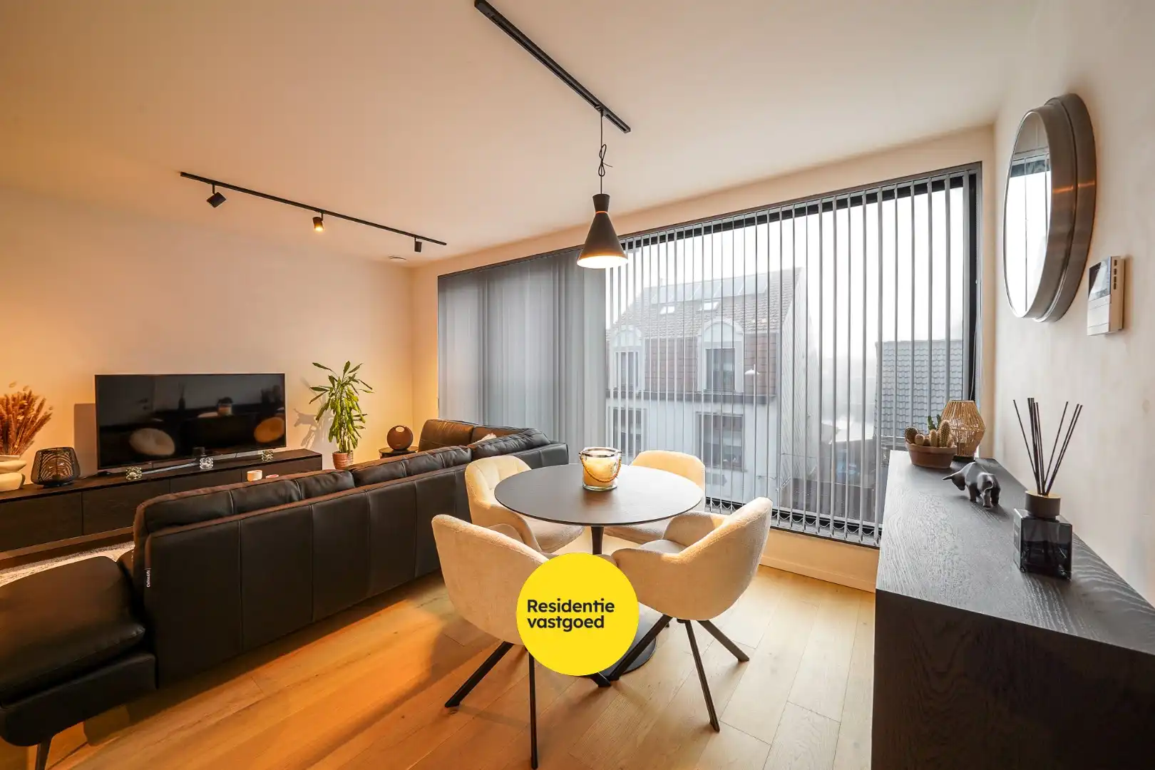 Modern energiezuinig 2-slaapkamerappartement te Bredene foto {{pictureIndex}}