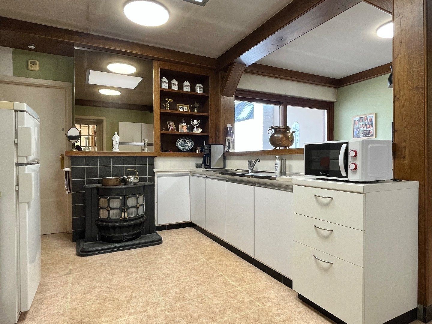 Charmante woning met garage en 4 slaapkamers en tuin nabij het centrum van Kuurne. foto 8