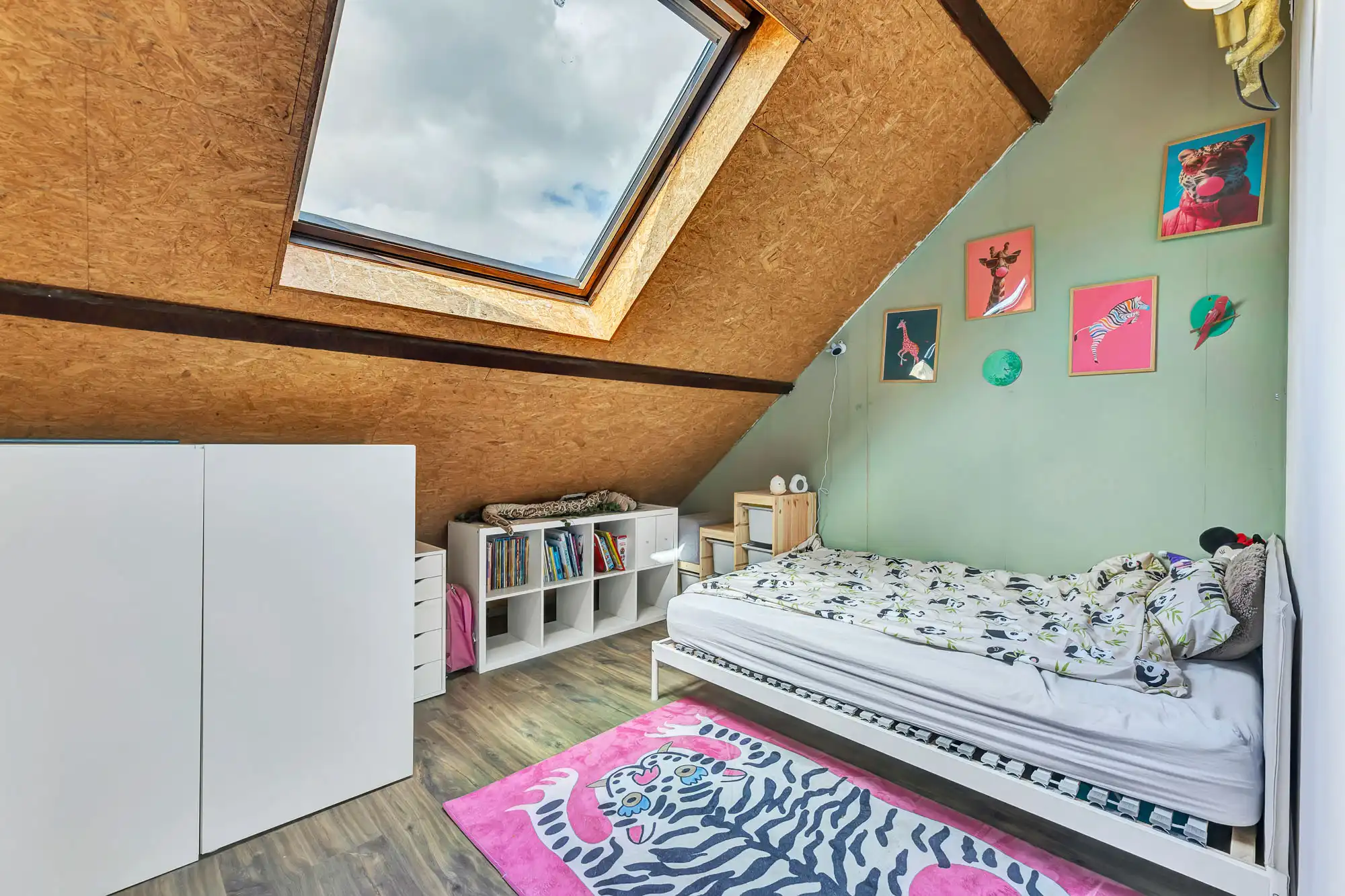 Gerenoveerde woning met tuin en 3 slpks in Halle foto 14